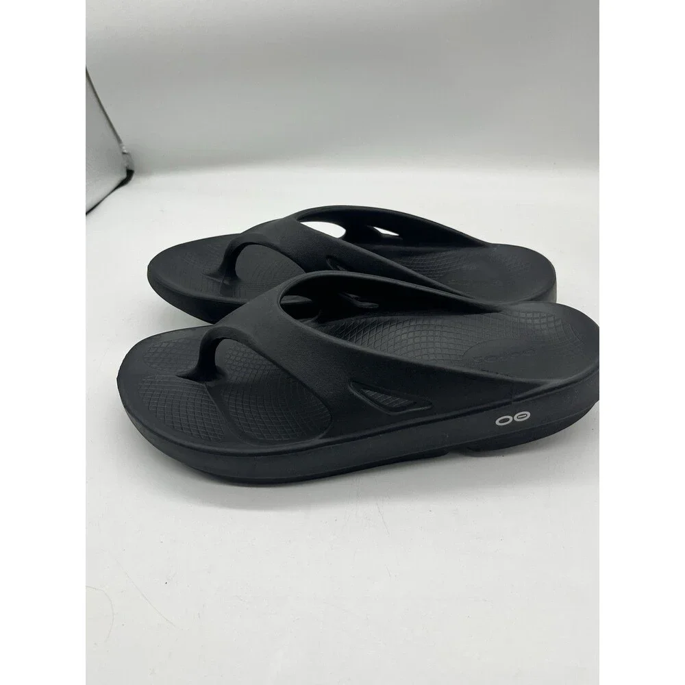 OOFOS OOriginal Black Thong Sandals Flip Flops Recovery Men's Size 9 Womens 11